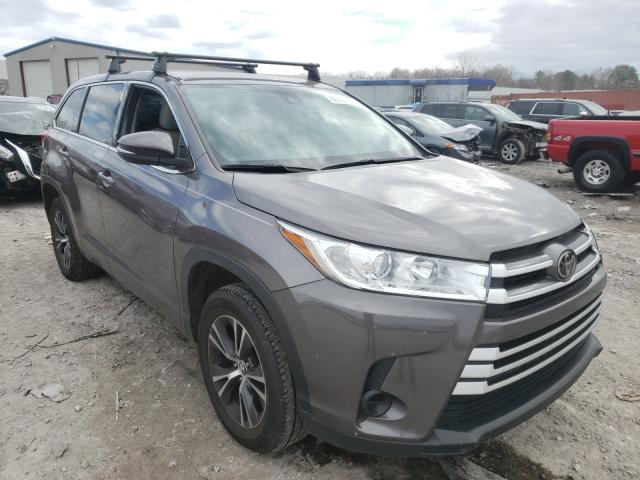 toyota highlander 2018 5tdzarfh1js033383