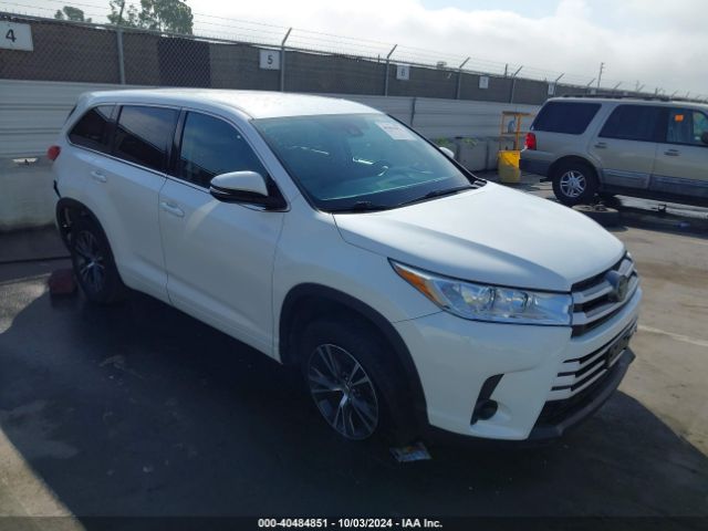 toyota highlander 2018 5tdzarfh2js038432