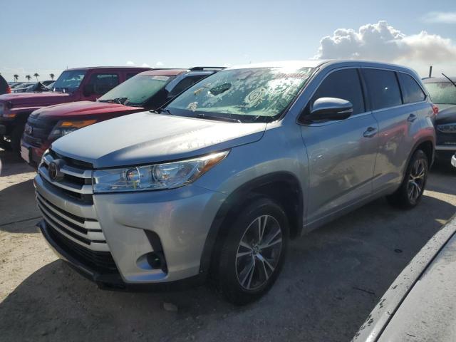 toyota highlander 2018 5tdzarfh2js040357