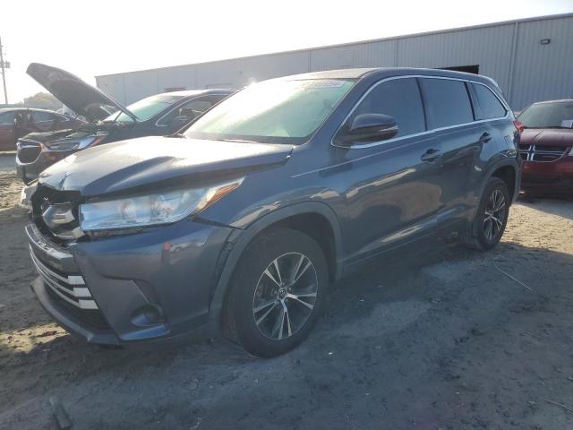 toyota highlander 2018 5tdzarfh4js035550