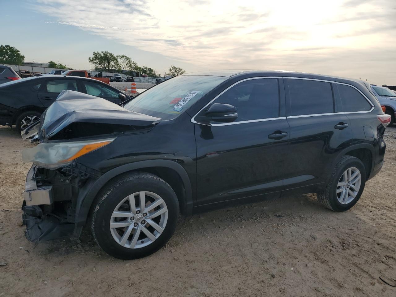 toyota highlander 2015 5tdzarfh6fs015470