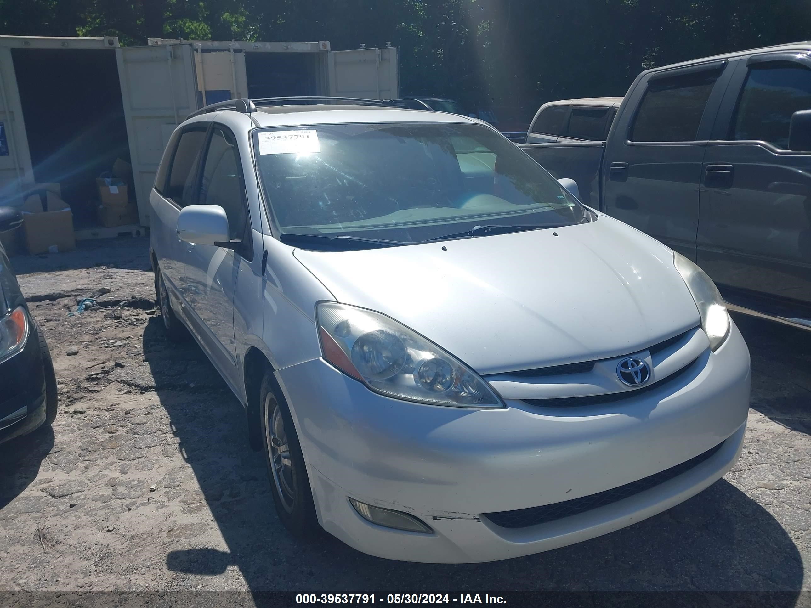 toyota sienna 2008 5tdzk22c88s166683