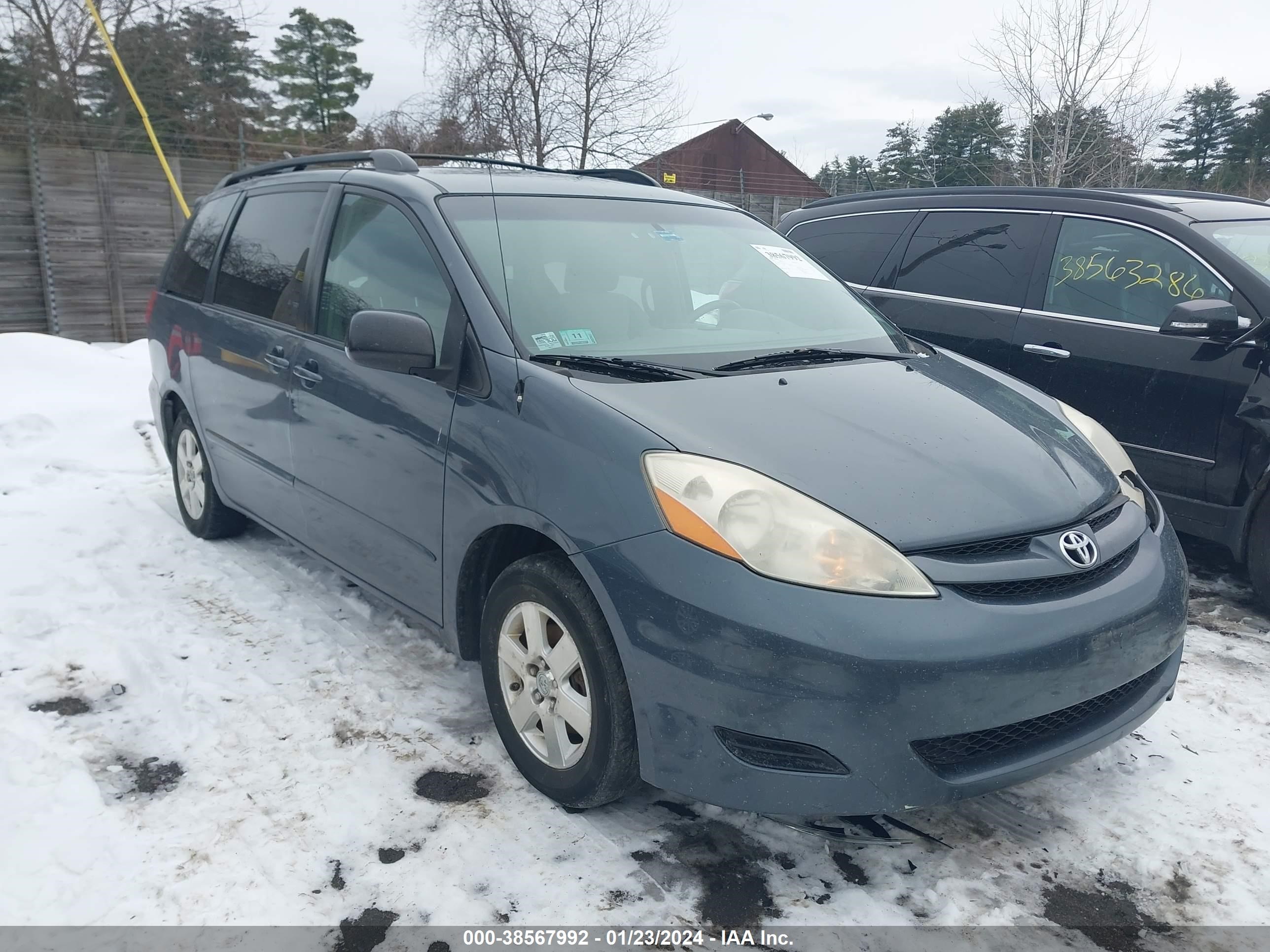 toyota sienna 2007 5tdzk23c07s085254