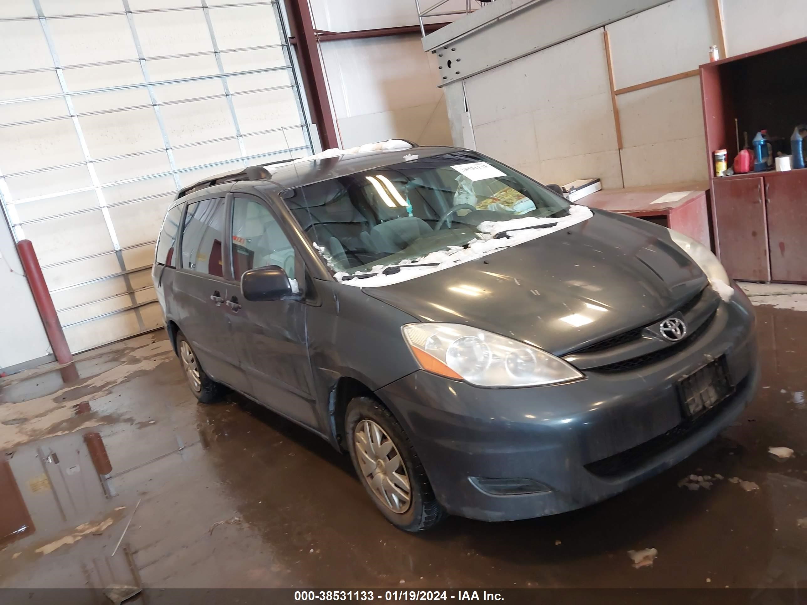 toyota sienna 2008 5tdzk23c08s198428