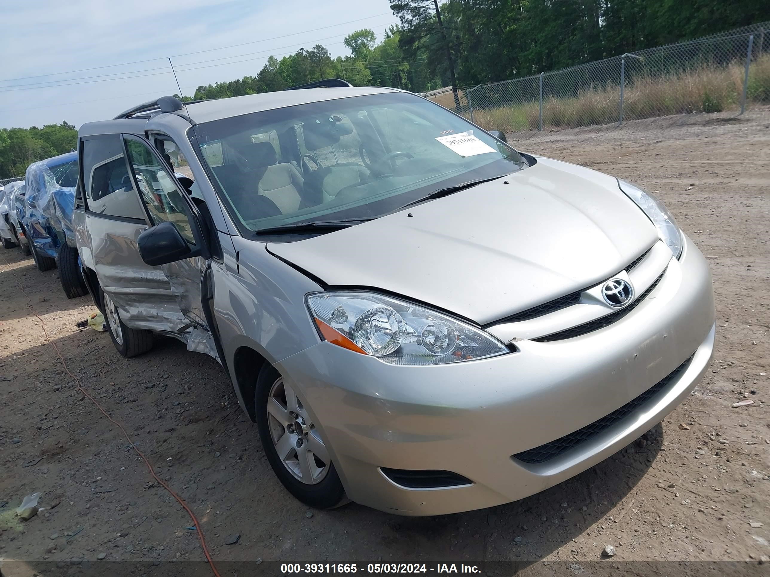 toyota sienna 2008 5tdzk23c08s200582