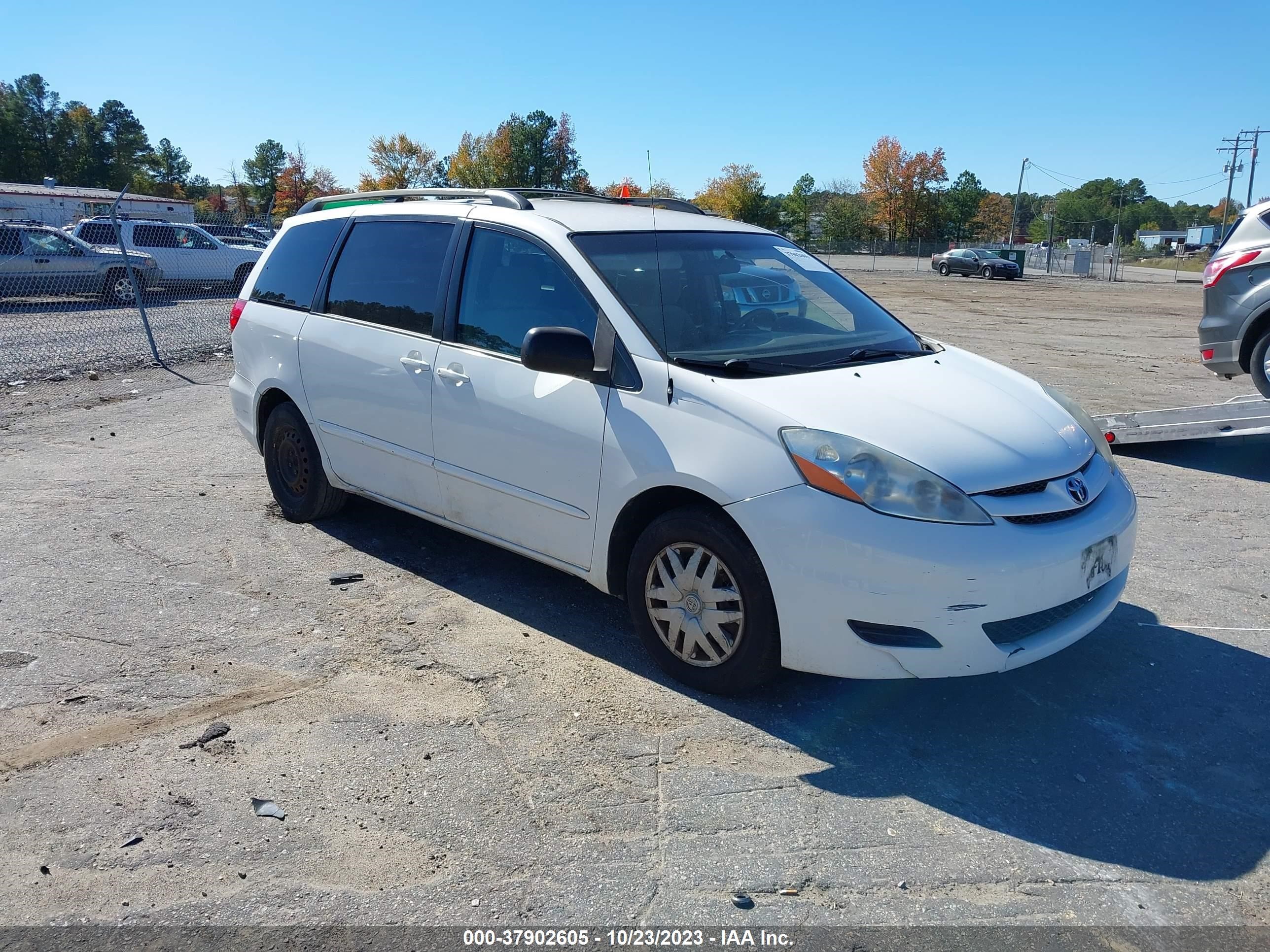 toyota sienna 2007 5tdzk23c17s000082