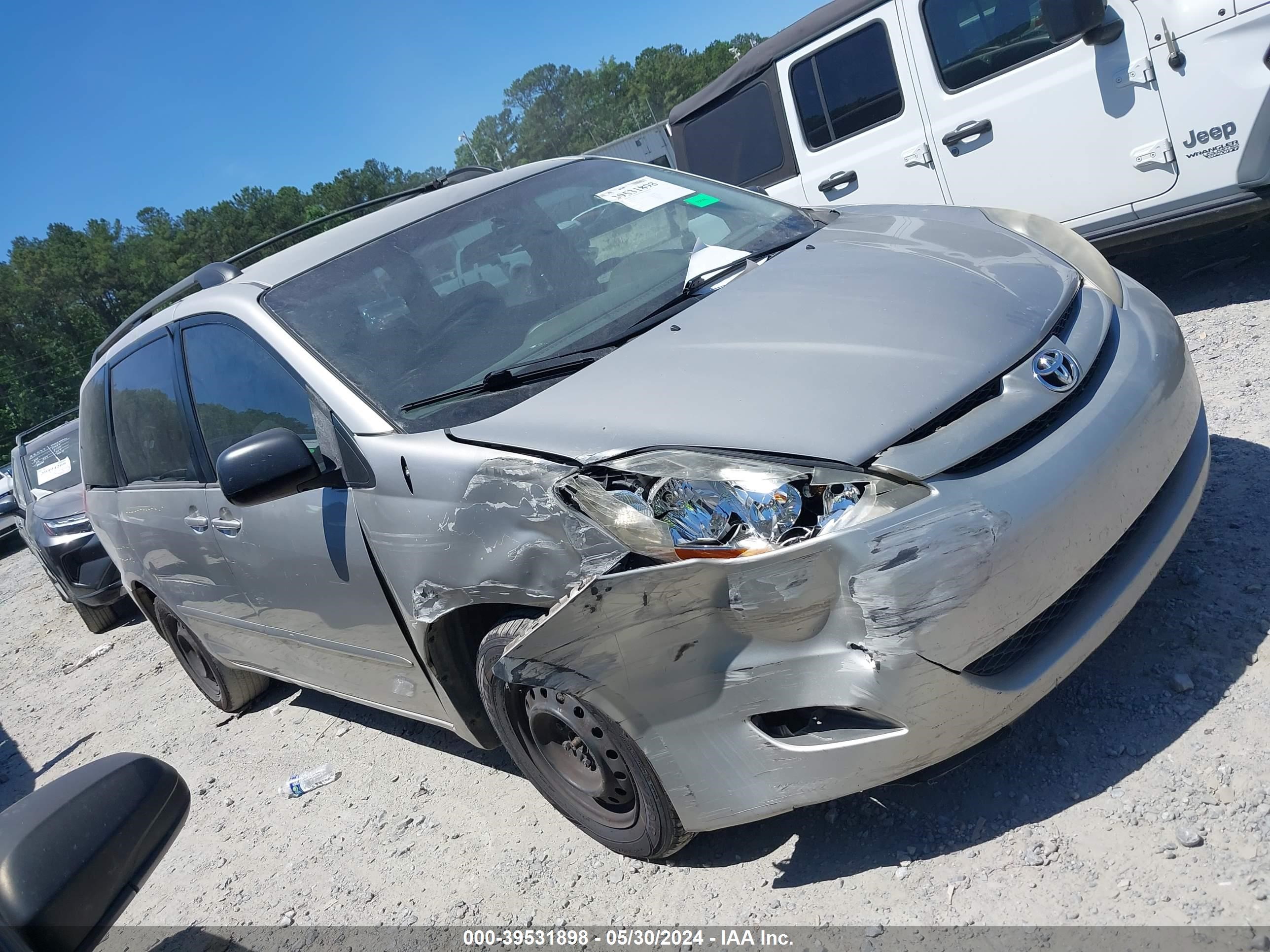 toyota sienna 2007 5tdzk23c17s015150