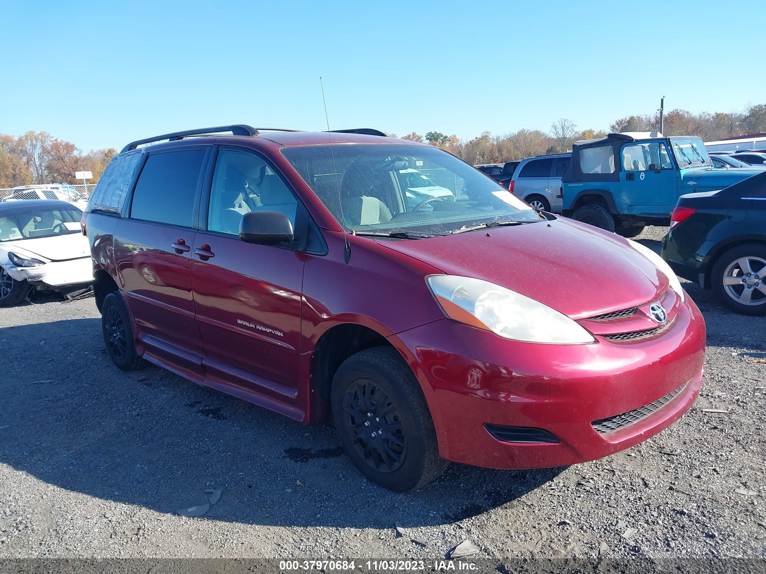 toyota sienna 2008 5tdzk23c18s122152