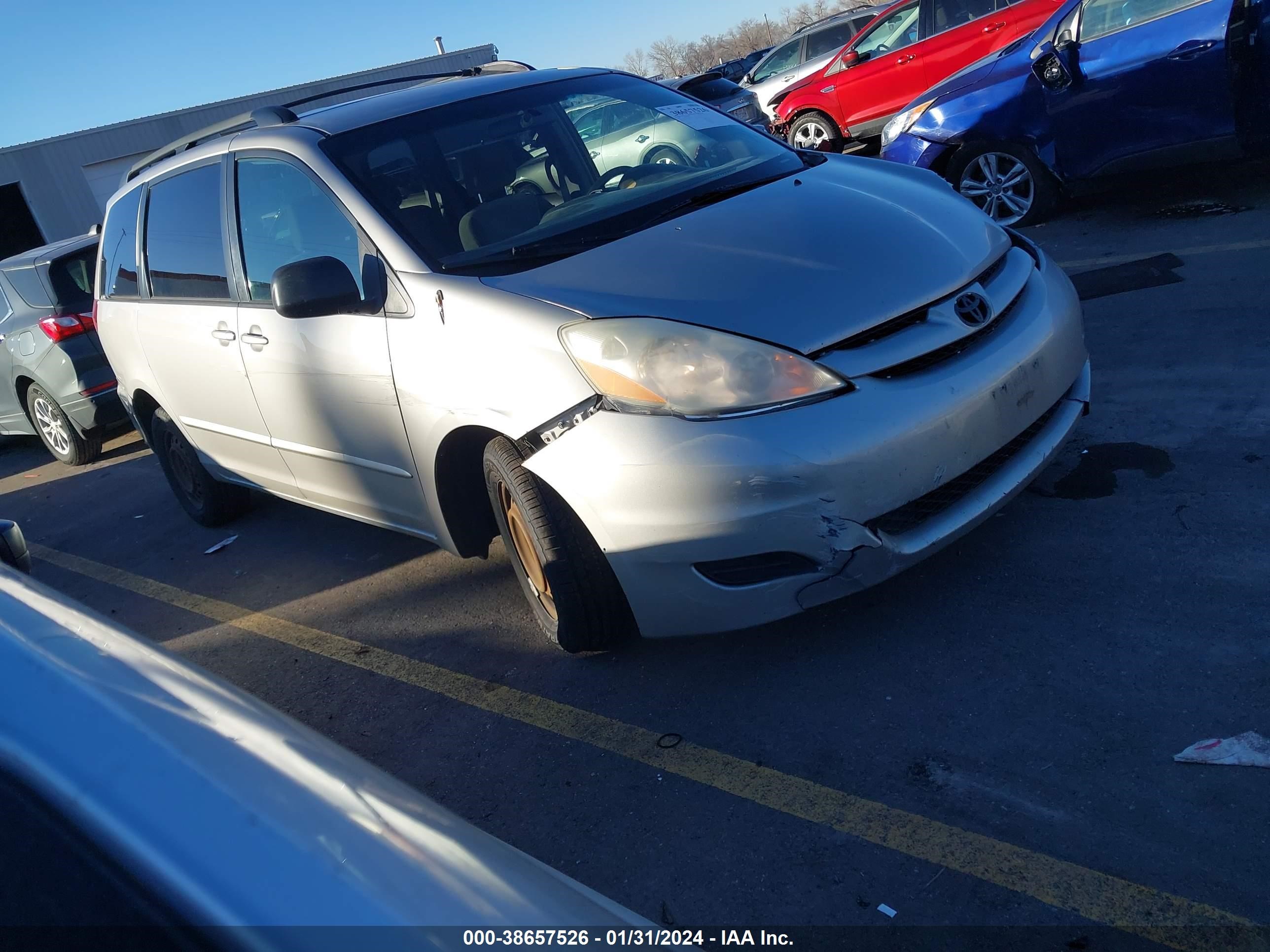 toyota sienna 2007 5tdzk23c27s051770