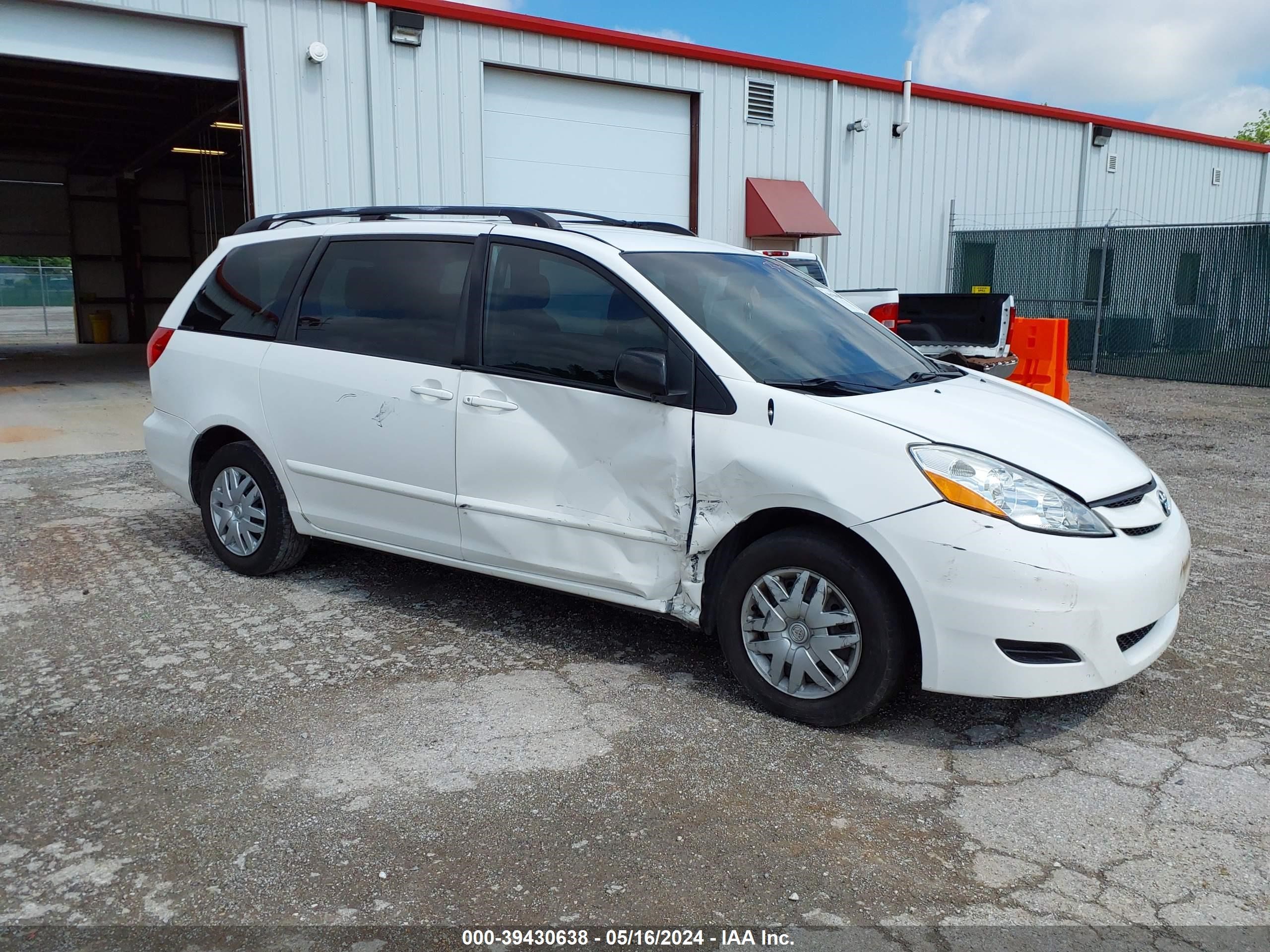 toyota sienna 2008 5tdzk23c28s209848