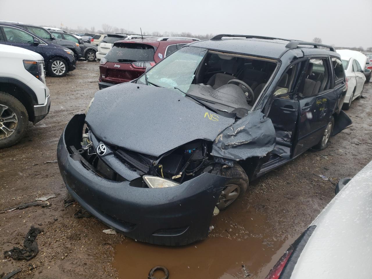 toyota sienna 2007 5tdzk23c37s056461