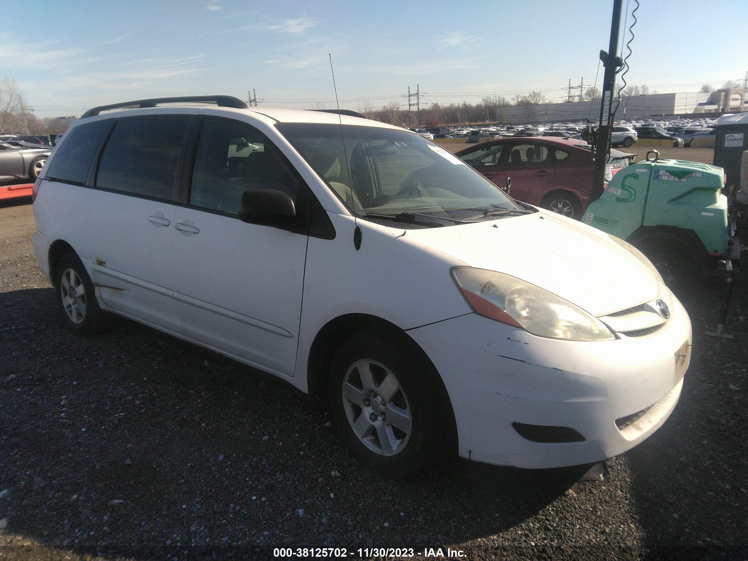 toyota sienna 2007 5tdzk23c47s085340