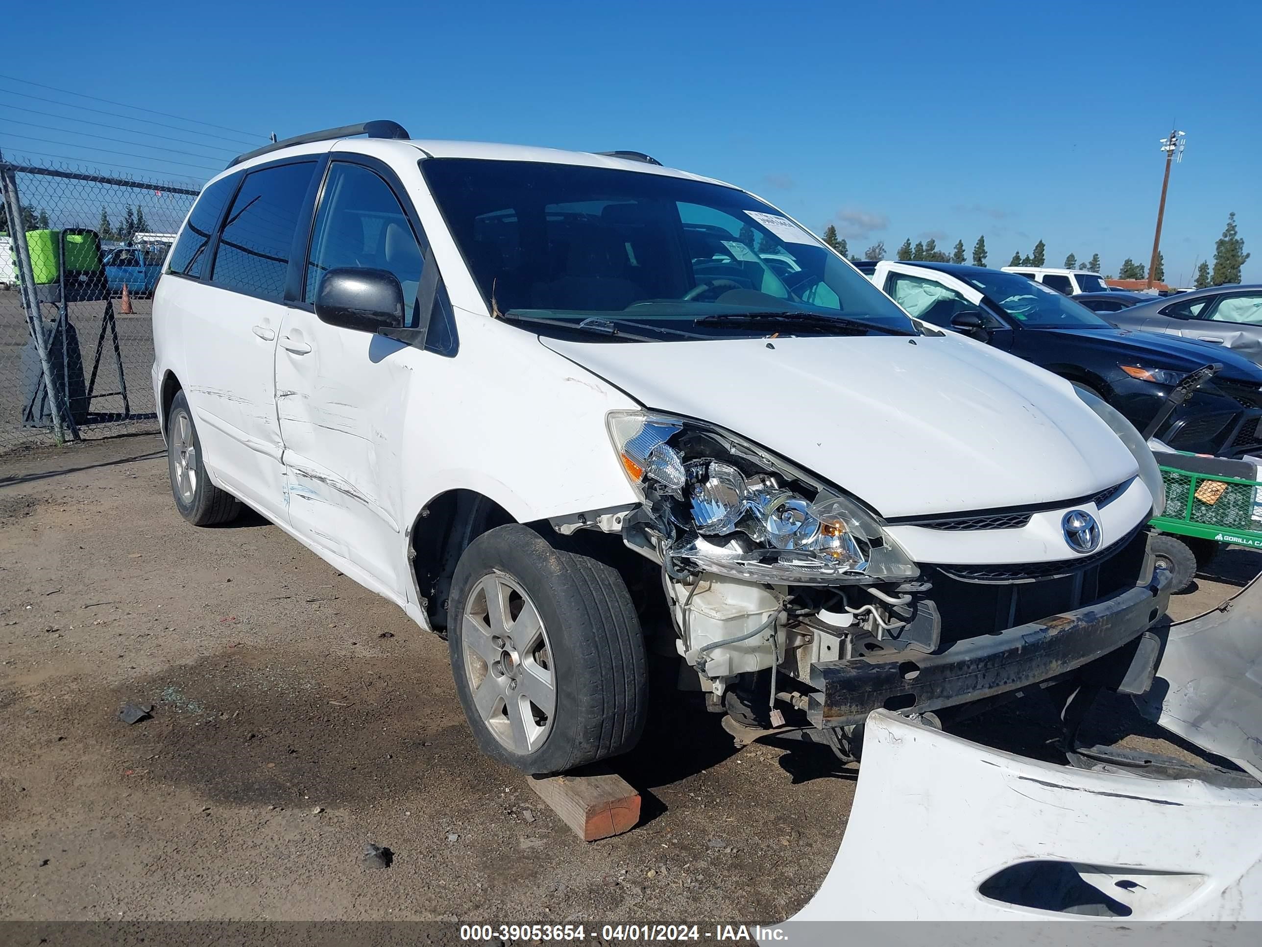 toyota sienna 2007 5tdzk23c57s096671