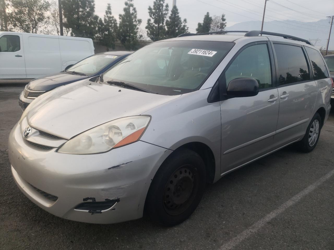 toyota sienna 2008 5tdzk23c58s162797