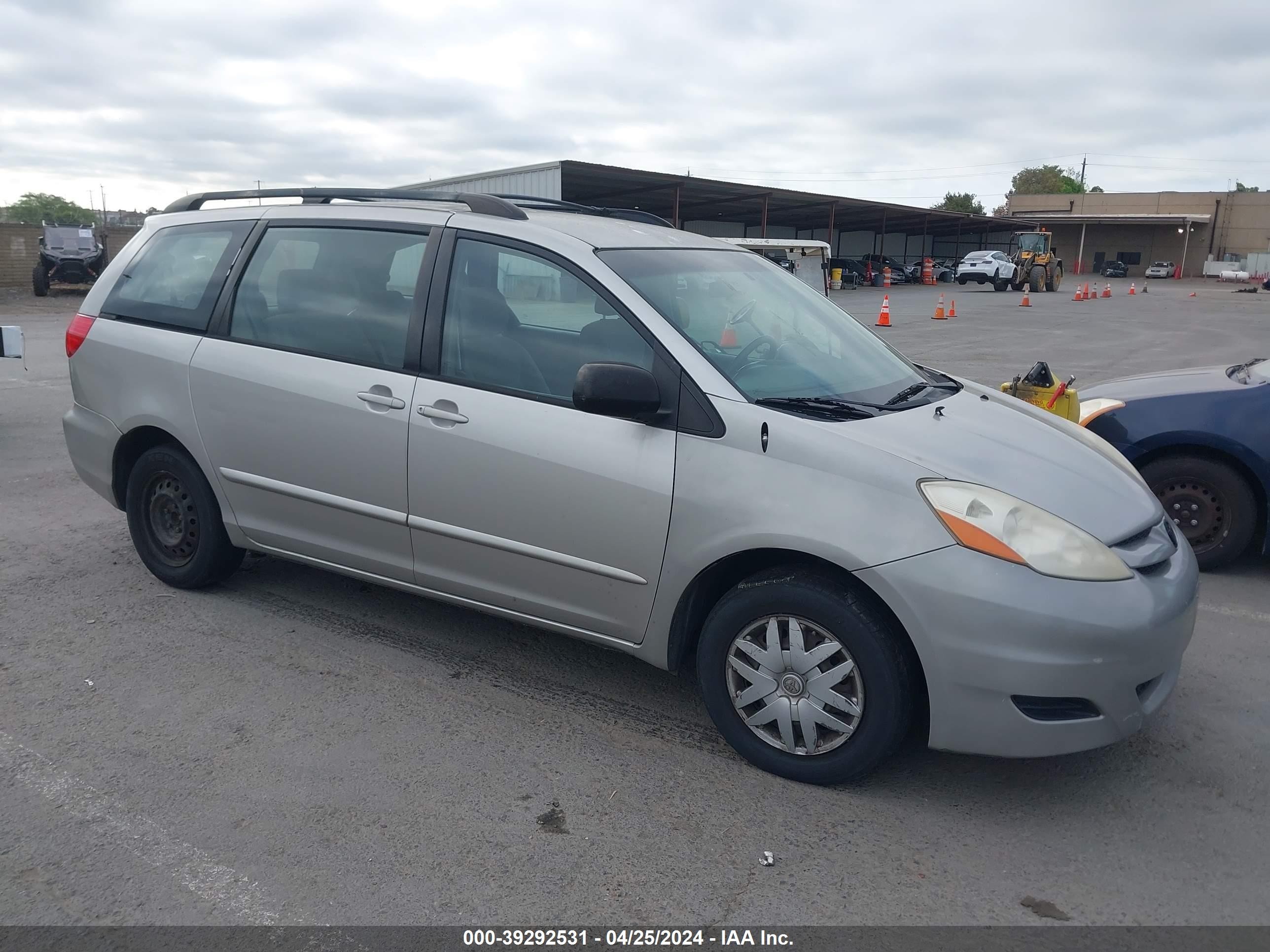 toyota sienna 2007 5tdzk23c67s098557