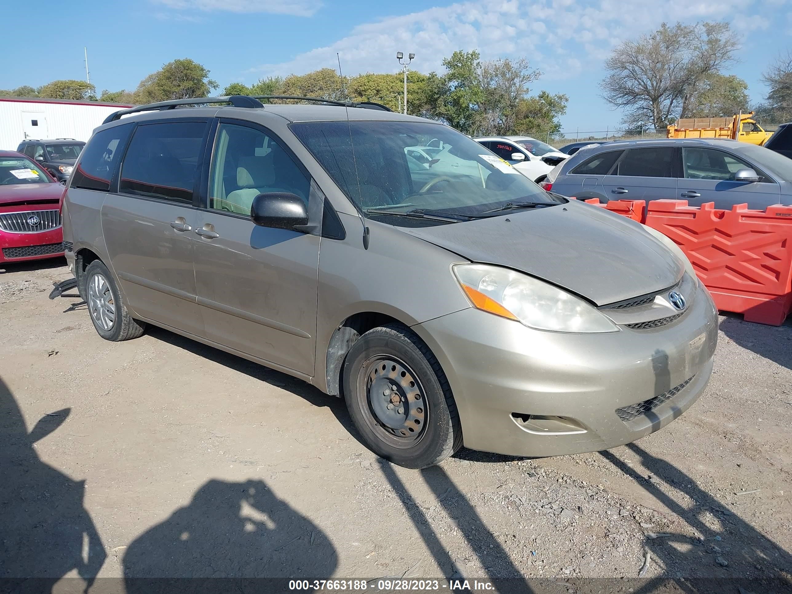 toyota sienna 2007 5tdzk23c87s071179