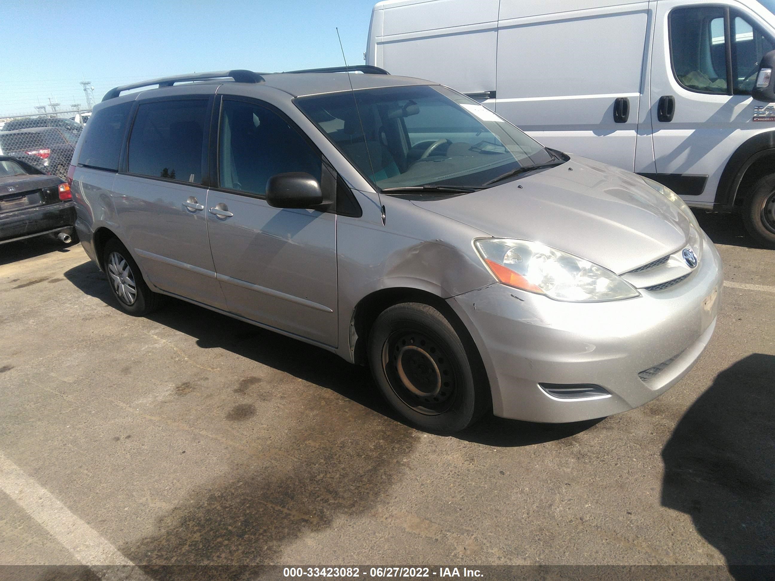 toyota sienna 2008 5tdzk23c88s138445