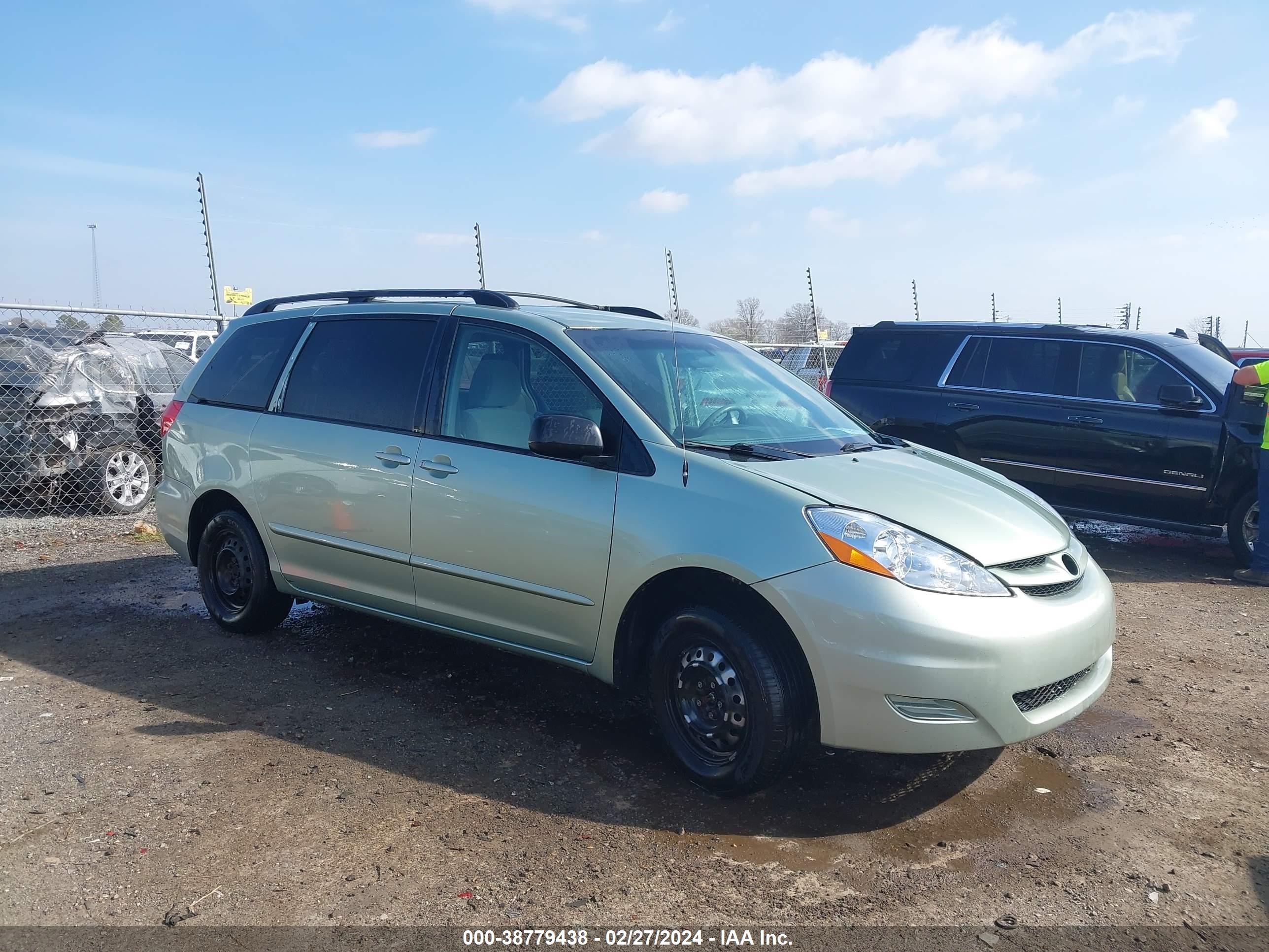 toyota sienna 2009 5tdzk23c89s246615