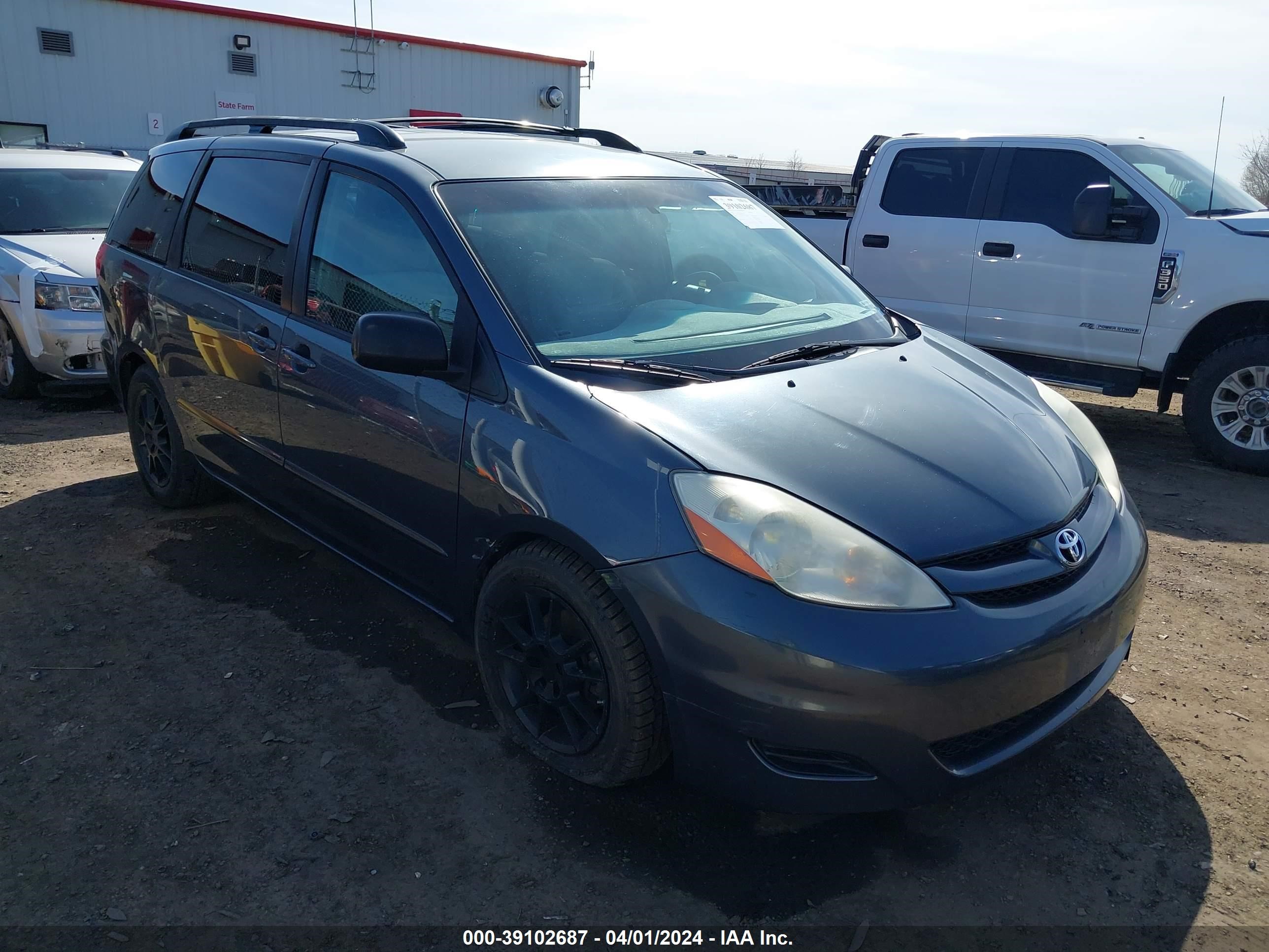 toyota sienna 2008 5tdzk23c98s208065