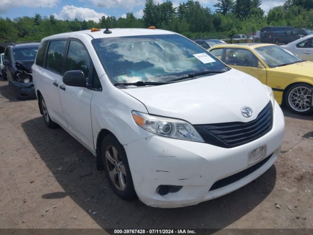 toyota sienna 2015 5tdzk3dc8fs594883