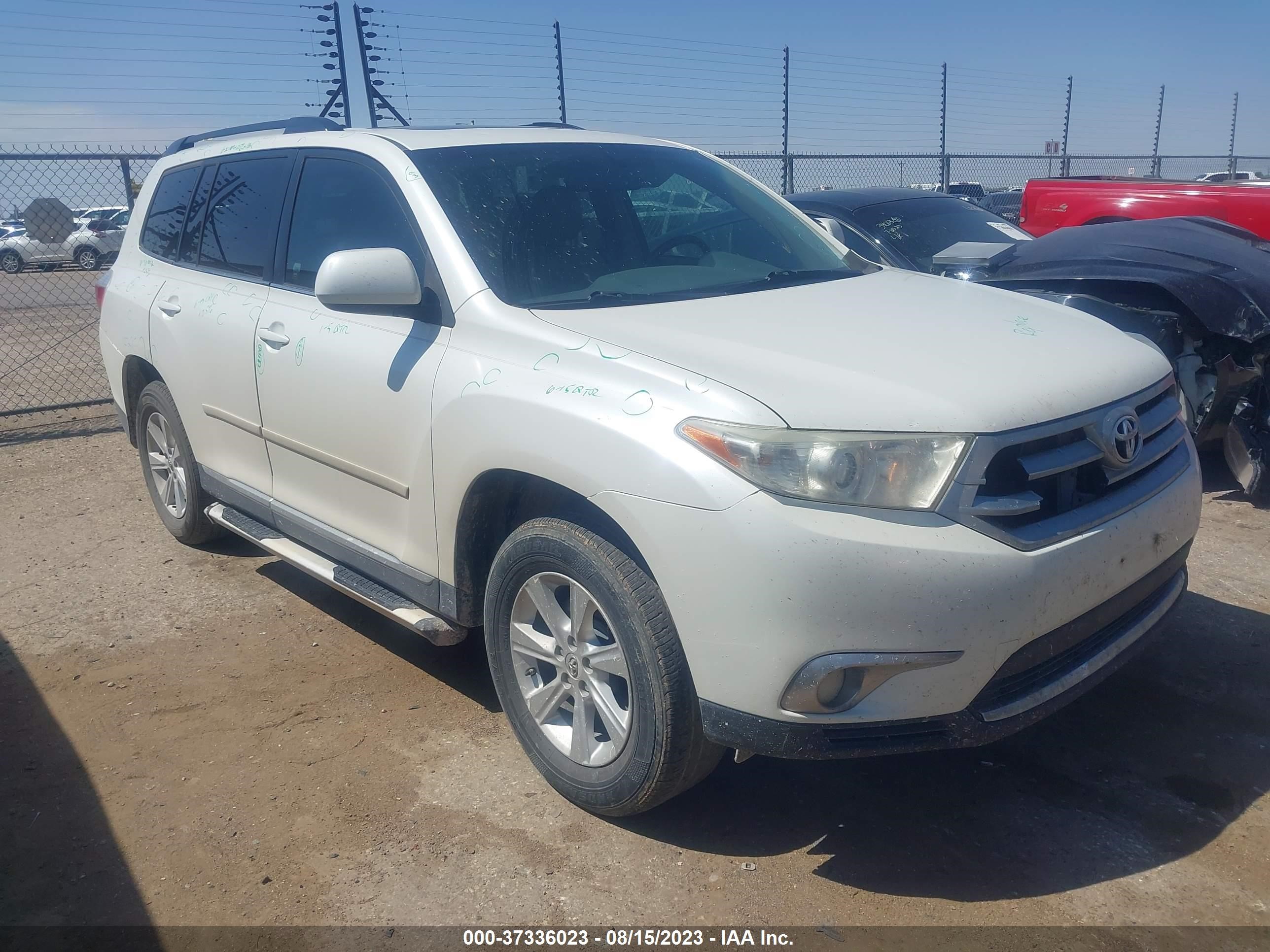 toyota highlander 2011 5tdzk3eh2bs036404