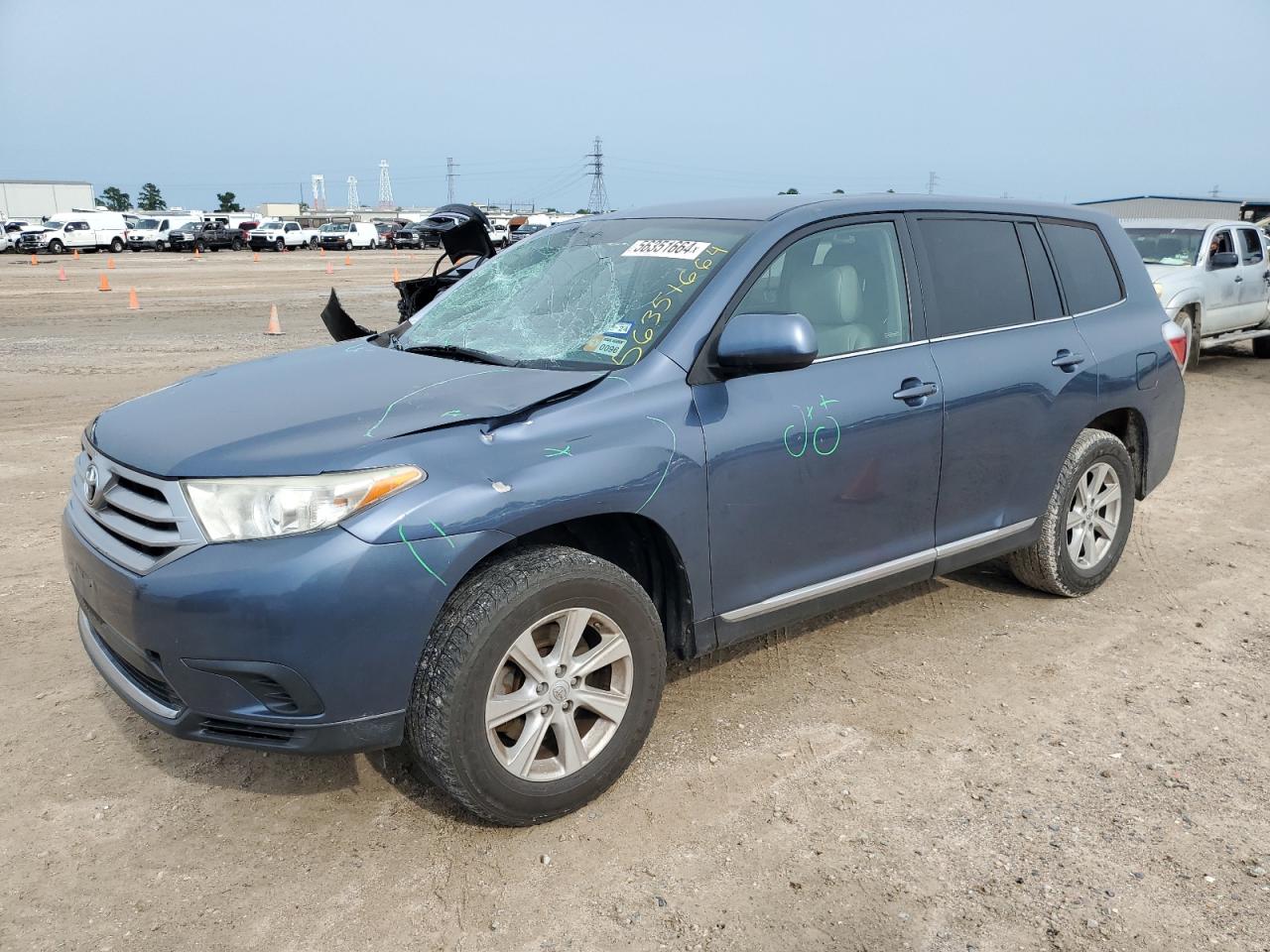 toyota highlander 2013 5tdzk3eh5ds139500