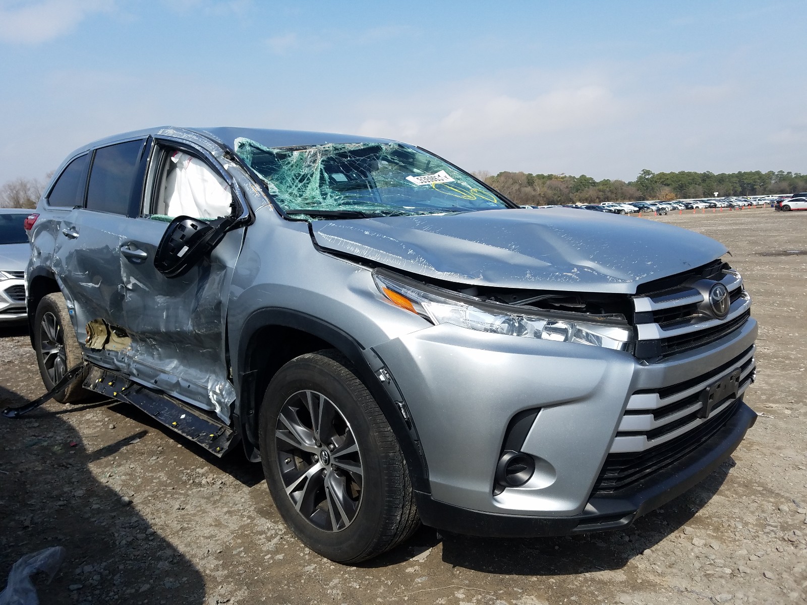 toyota highlander 2019 5tdzzrfh0ks336200