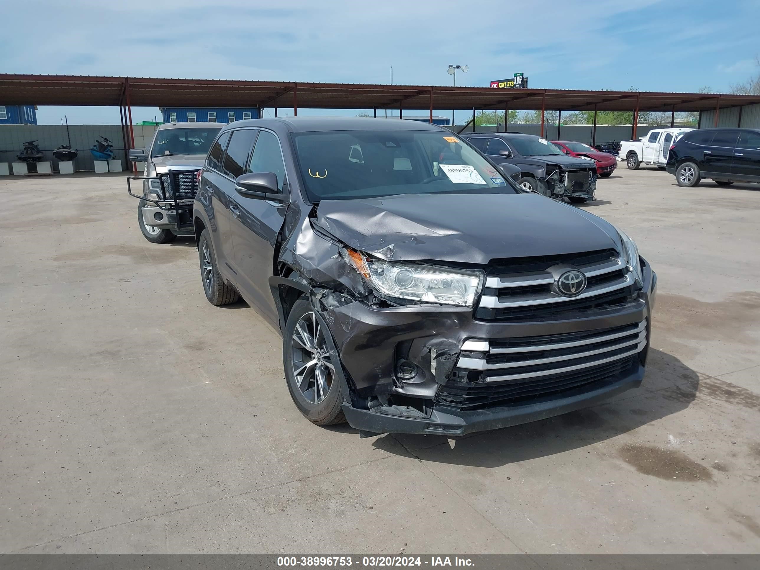 toyota highlander 2018 5tdzzrfh5js245972