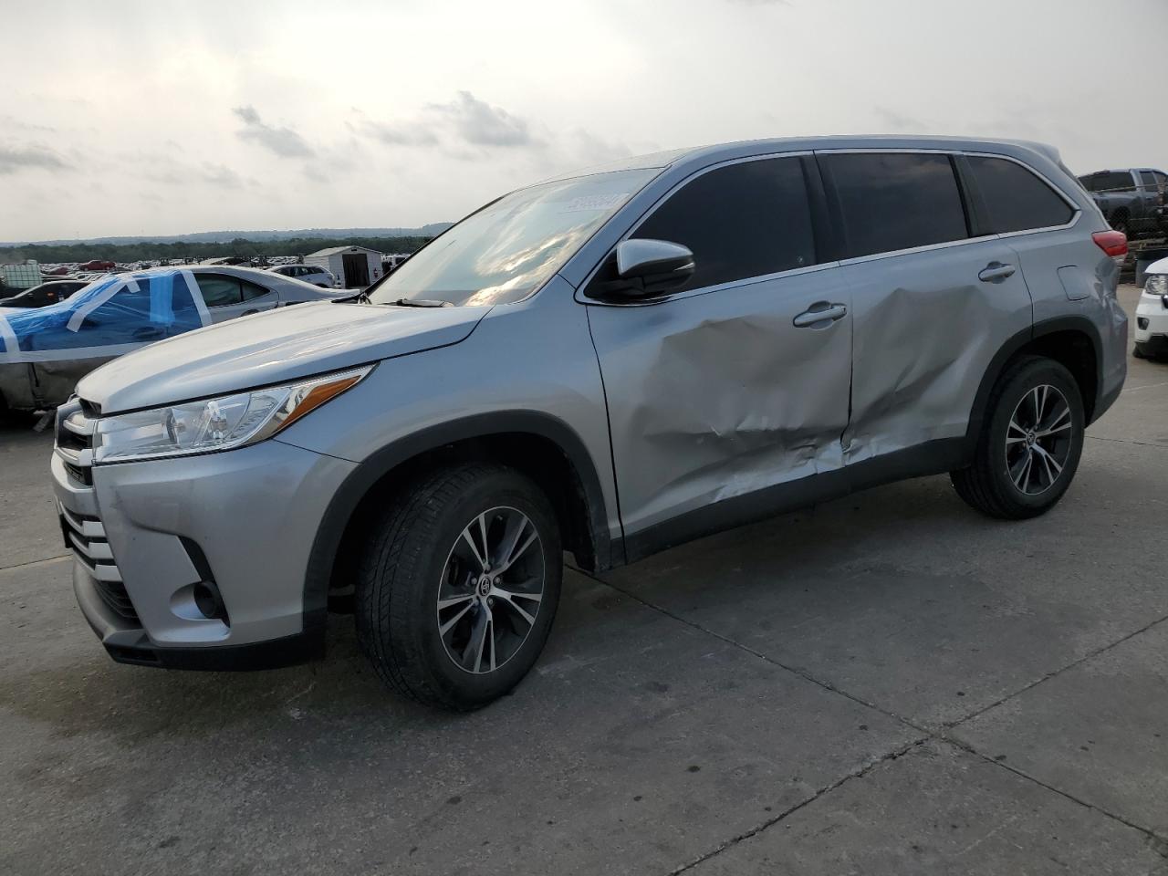 toyota highlander 2019 5tdzzrfh5ks368687