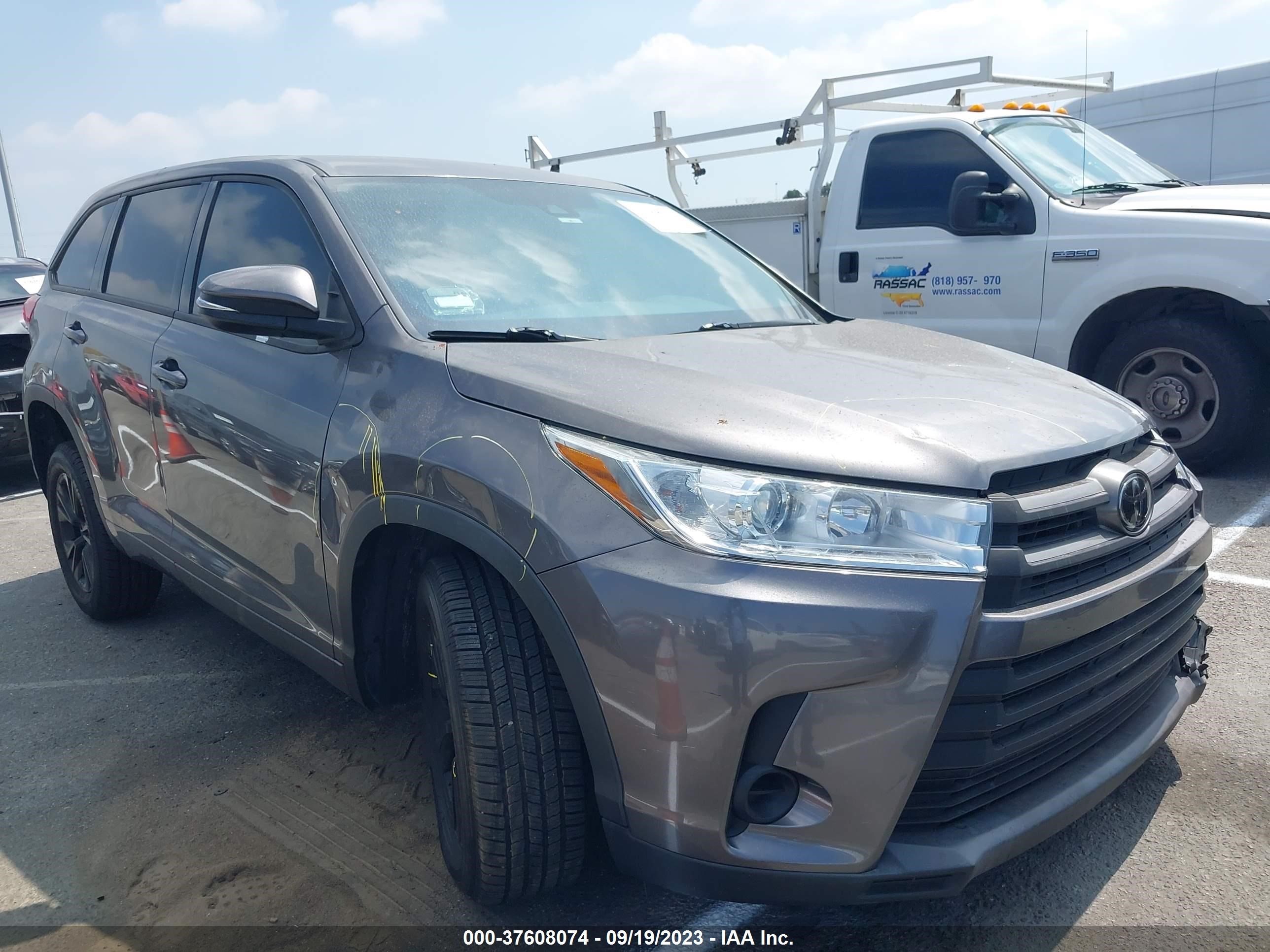 toyota highlander 2018 5tdzzrfh9js267859