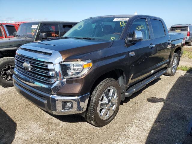 toyota tundra cre 2018 5tfaw5f10jx764200