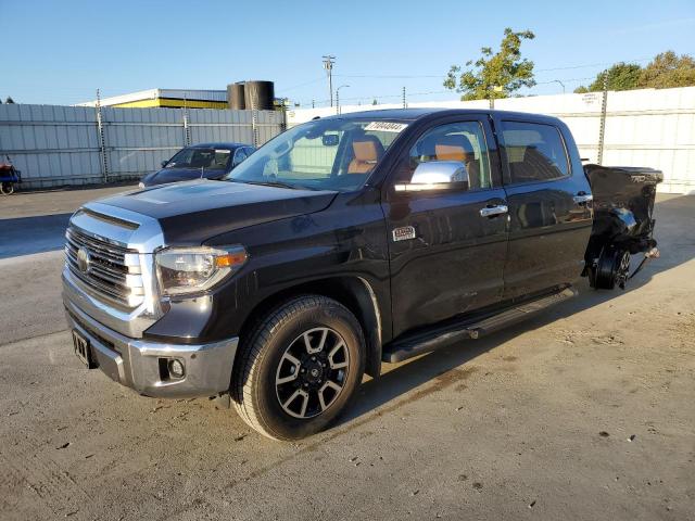 toyota tundra cre 2018 5tfay5f17jx718891