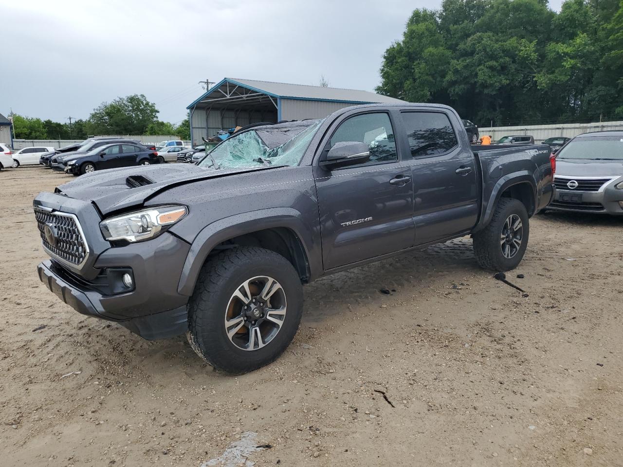 toyota tacoma 2018 5tfaz5cnxjx068815