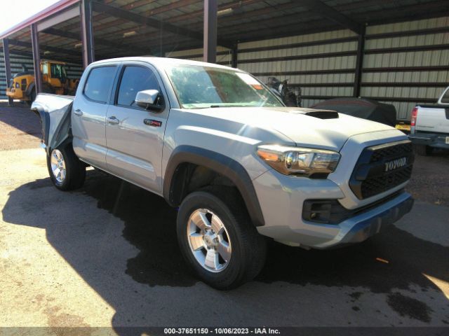 toyota tacoma 2017 5tfcz5an3hx102843