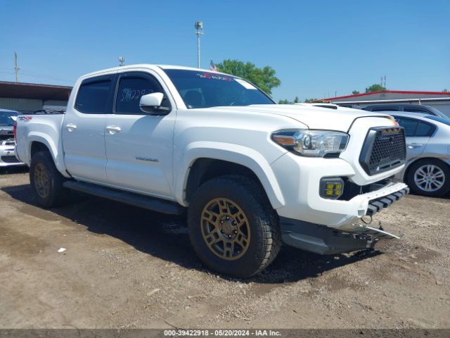 toyota tacoma 2017 5tfcz5an6hx091854