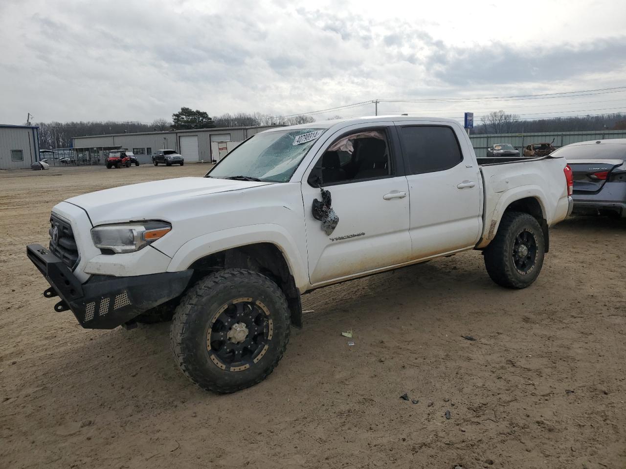 toyota tacoma 2017 5tfcz5an8hx093105