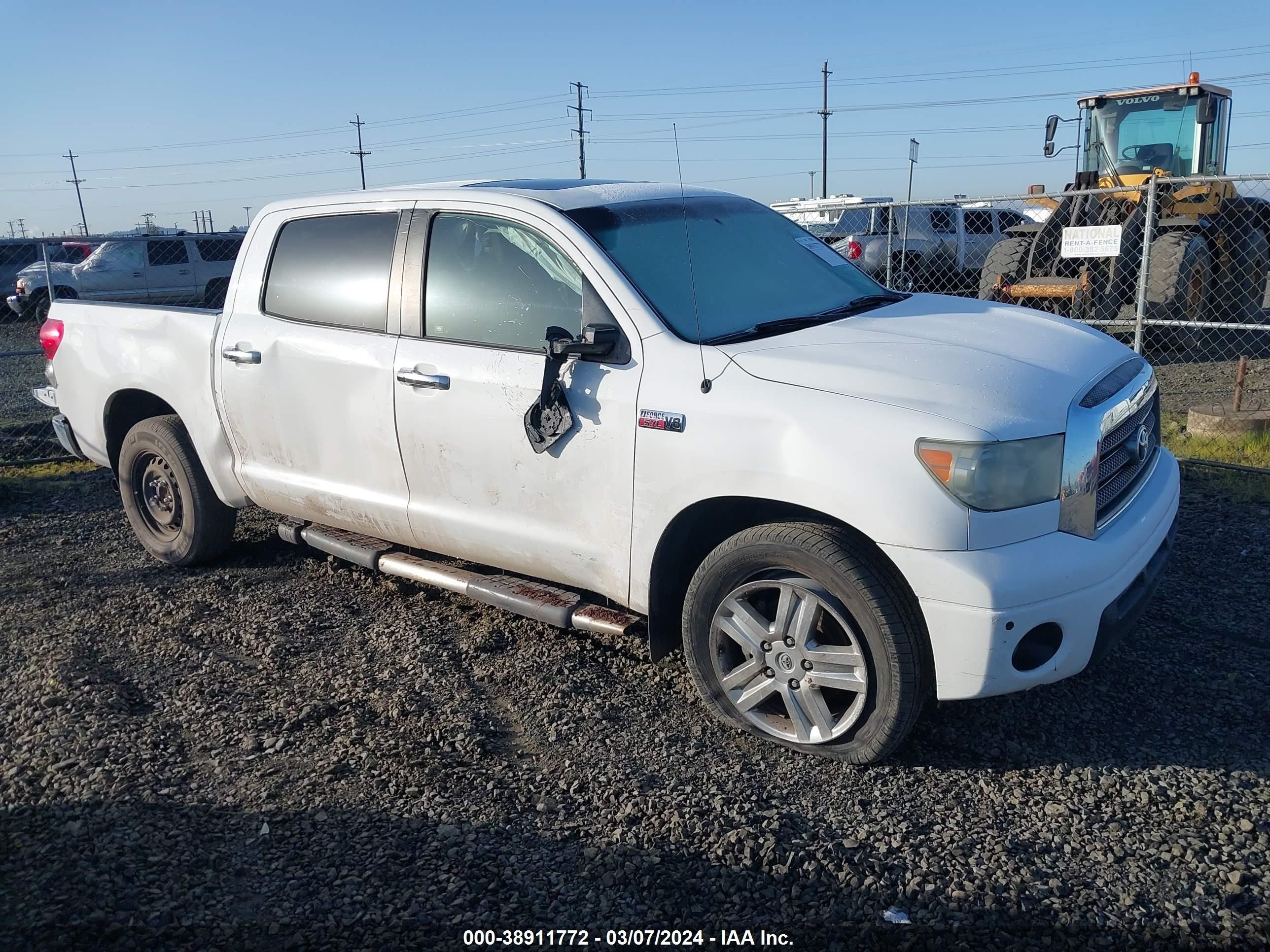 toyota tundra 2008 5tfdv58148x056619