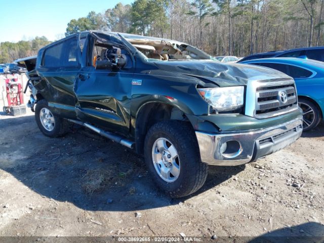 toyota tundra 2010 5tfdw5f11ax121948