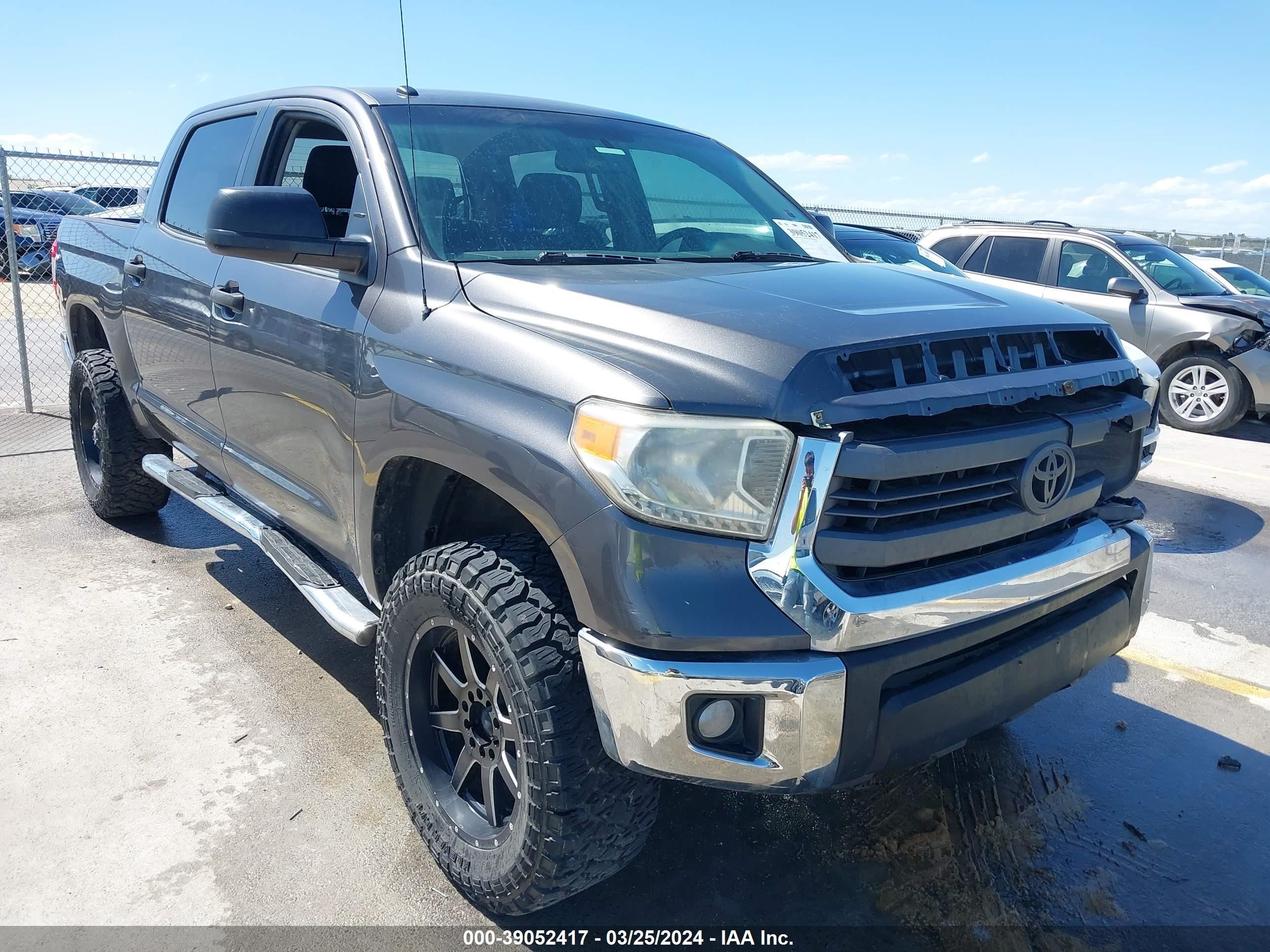 toyota tundra 2014 5tfdw5f14ex350145