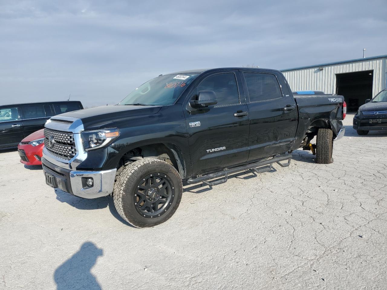 toyota tundra 2019 5tfdw5f15kx803216