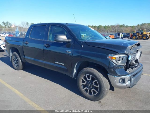 toyota tundra 2018 5tfdw5f17jx720966