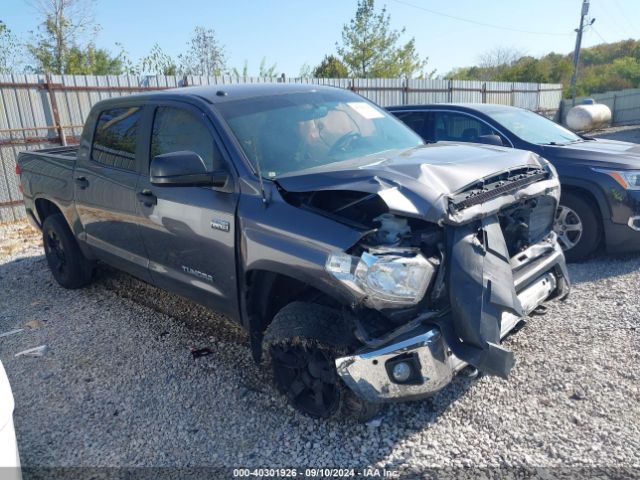 toyota tundra 2017 5tfdw5f18hx607666