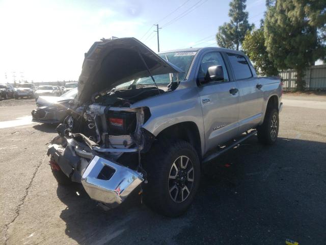 toyota tundra cre 2017 5tfdy5f12hx665900