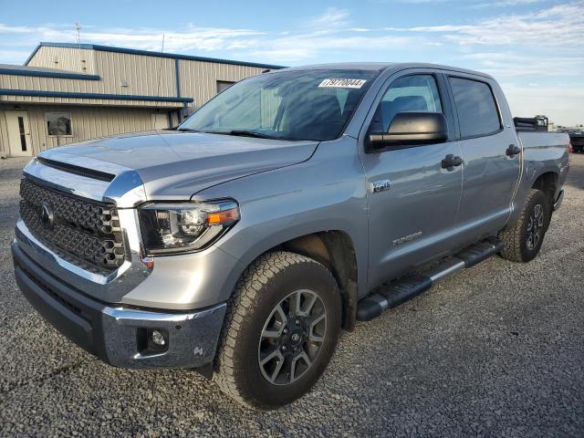 toyota tundra cre 2018 5tfdy5f16jx774687