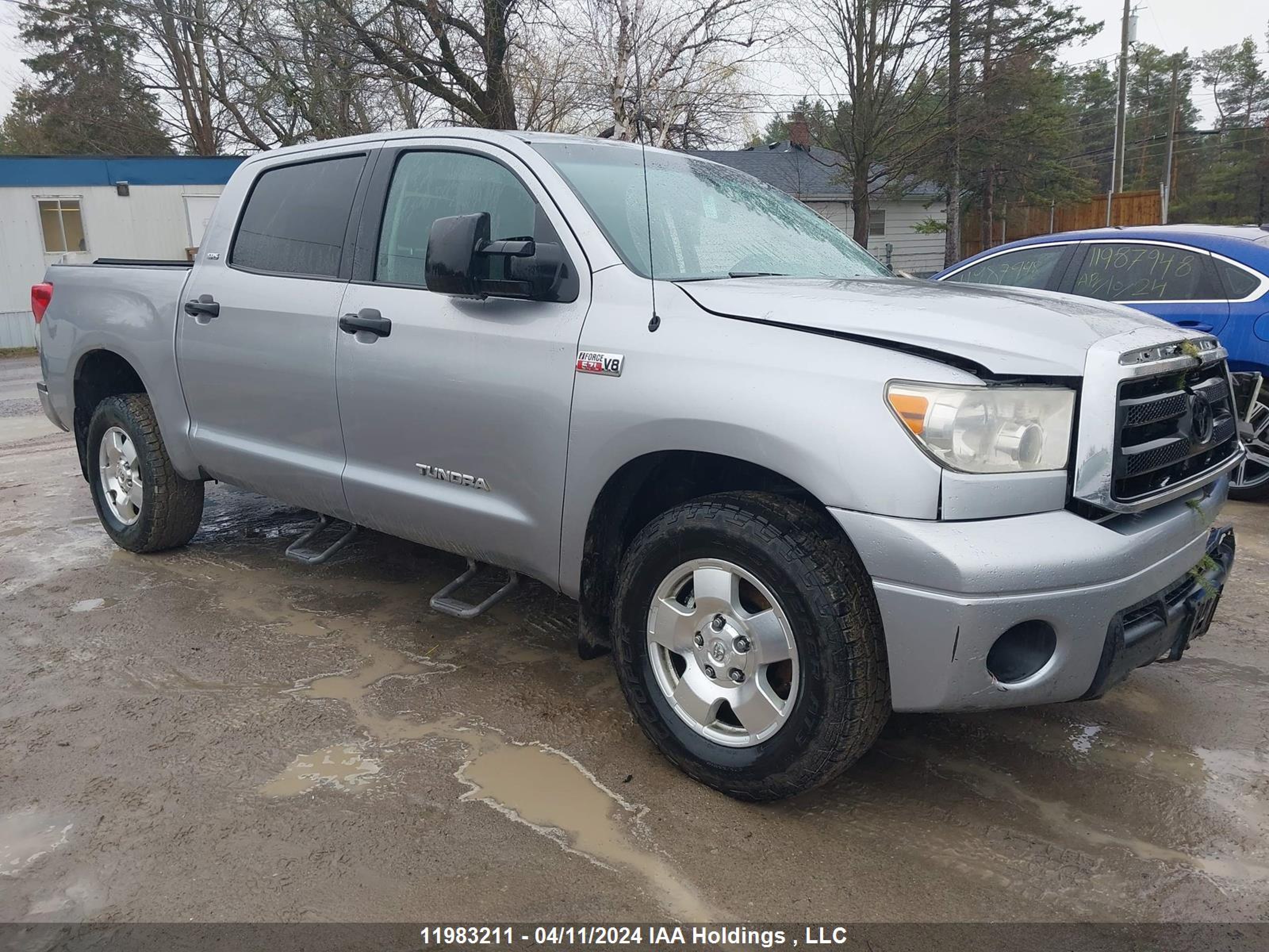 toyota tundra 2010 5tfdy5f17ax138036