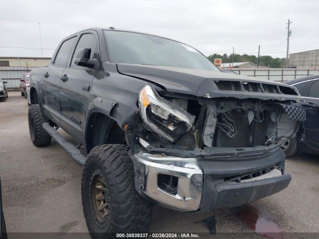 toyota tundra 2018 5tfdy5f17jx697229