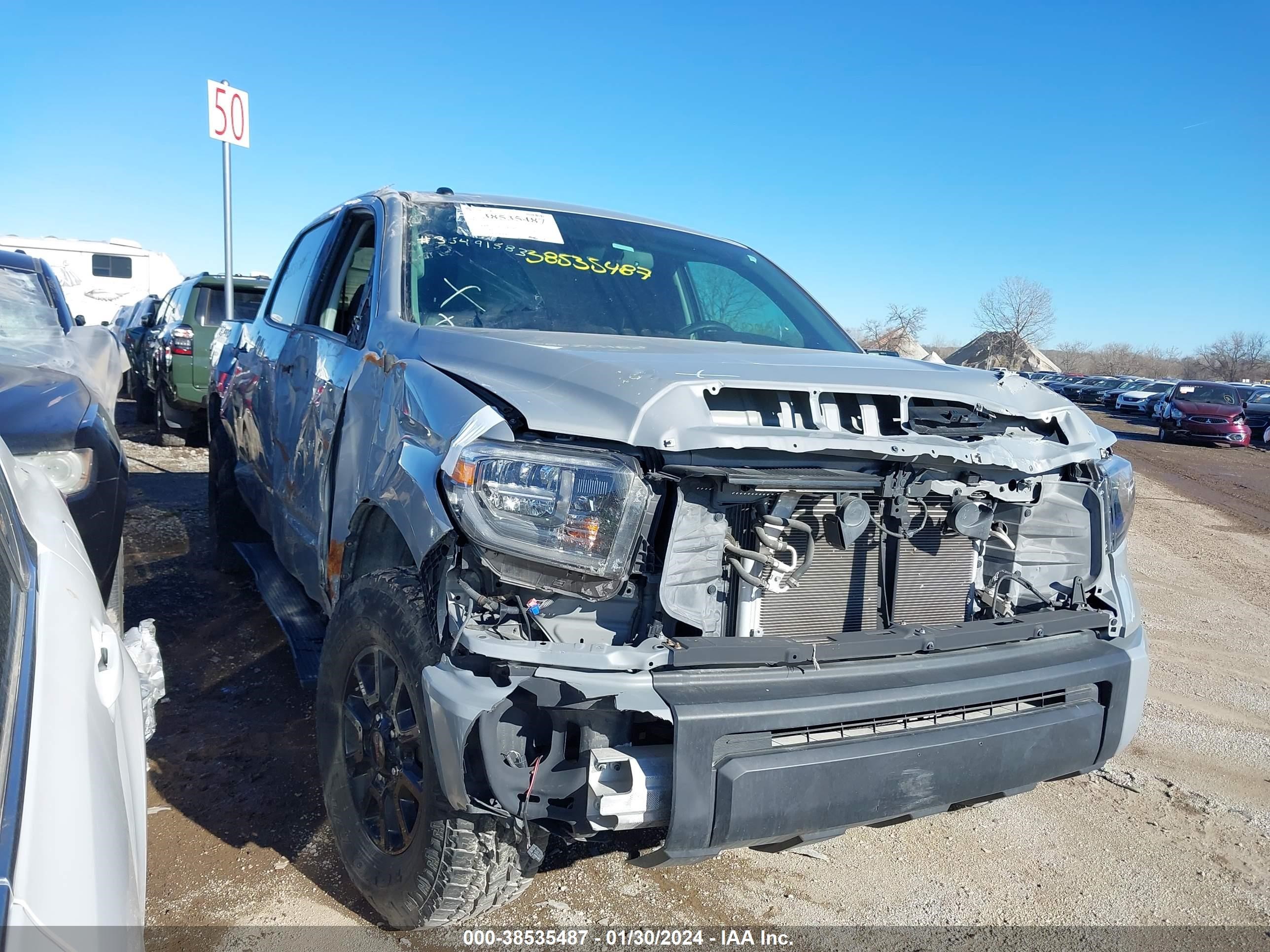 toyota tundra 2017 5tfdy5f19hx587924