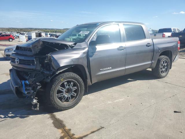 toyota tundra cre 2015 5tfem5f14fx088686