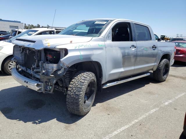 toyota tundra 2018 5tfem5f14jx125826