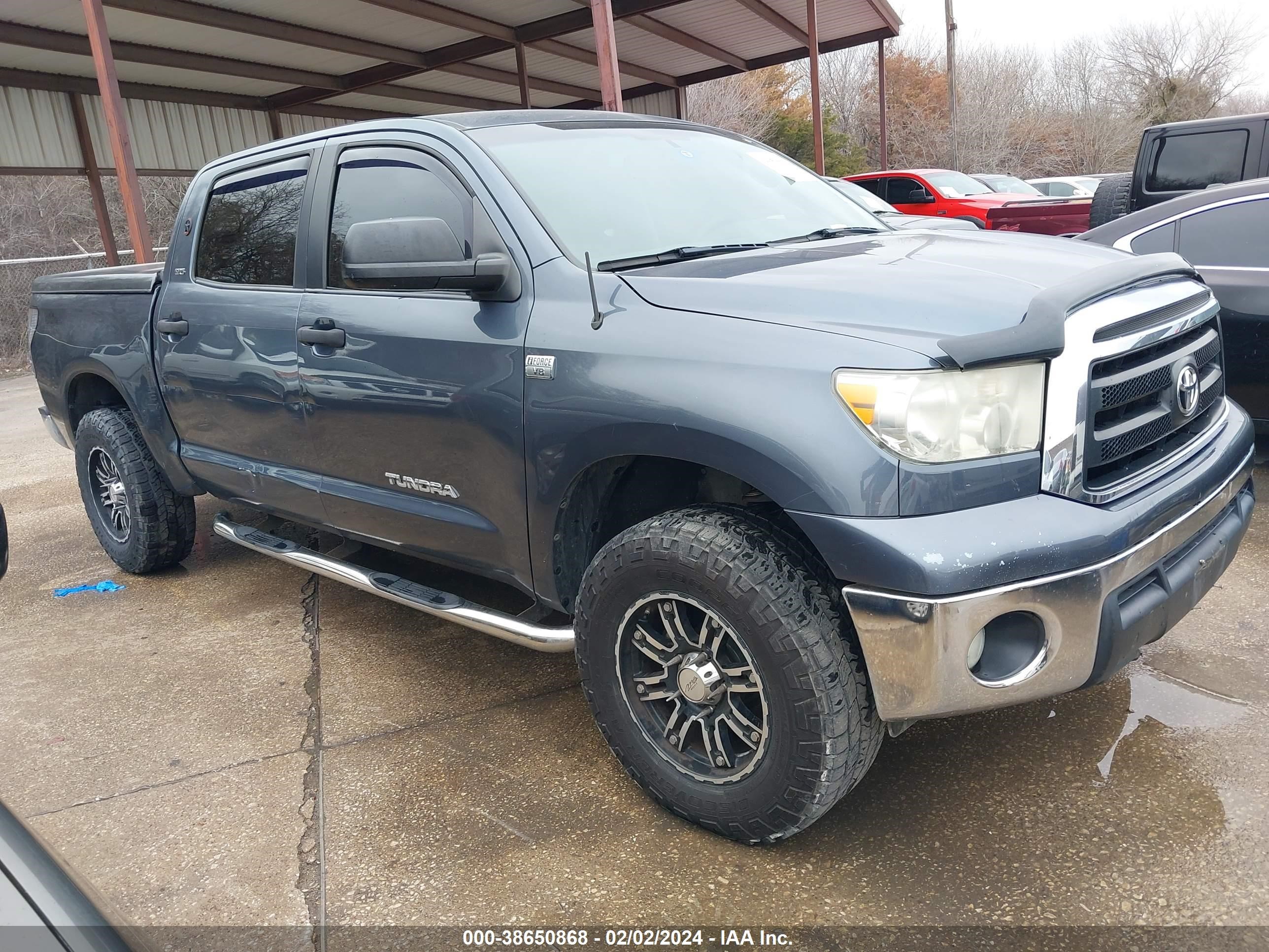 toyota tundra 2010 5tfem5f17ax009889